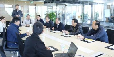 大连工商联副主席率智慧城市代表团莅临WULIAN考察交流