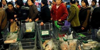 为什么排队时你似乎总会选择最慢的队伍