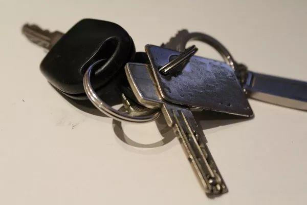 掏出钥匙对比一下，你家门锁真的安全吗？
